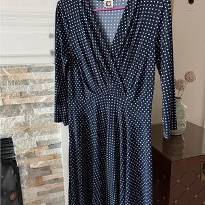 Anne Klein Polka Dot Long Sleeve Dress. Size 4. Excellent Condition.